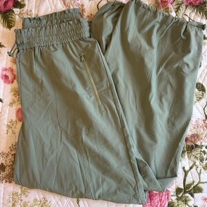 Lou & Grey Olive Green Elastic Waist Pants